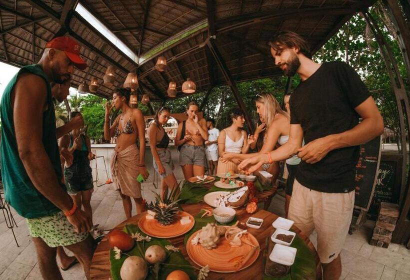 هتل Viajero Tayrona Hostel & Ecohabs