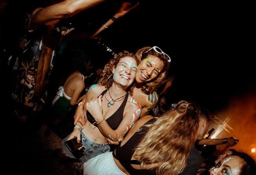 هتل Viajero Tayrona Hostel & Ecohabs