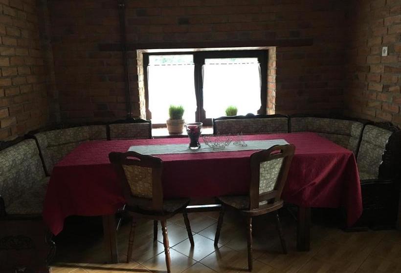 פנסיון Casa Skandik Ház