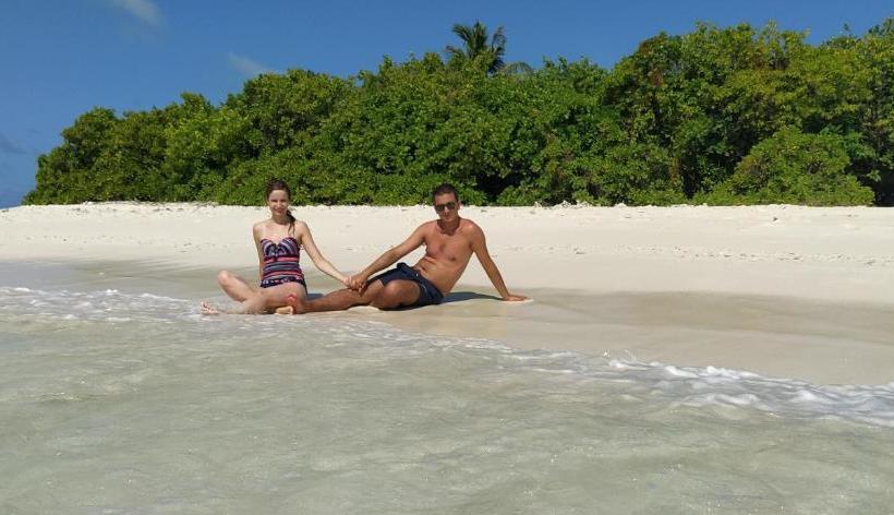 Pensió Marinabay Villa Himandhoo