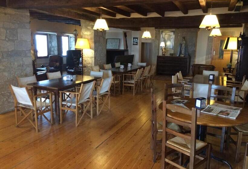 فندق صغير Santuari Mare De Déu Del Mont Restaurant Hostatgería
