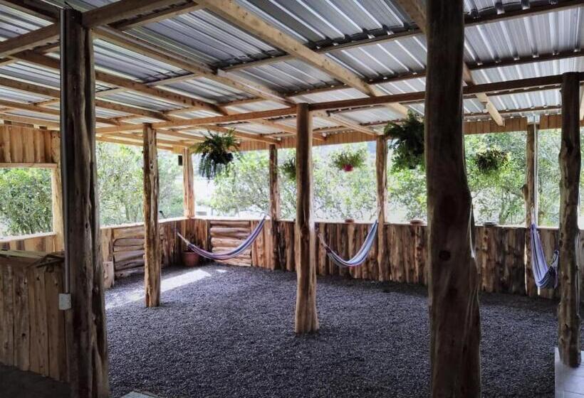 בית מלון כפרי Casa Del Peregrino Santo Thomas