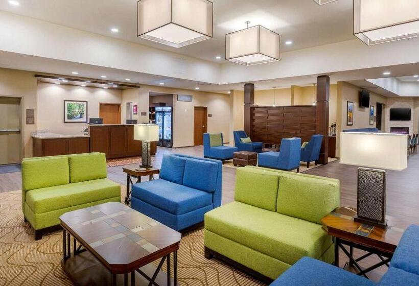 فندق Comfort Suites Burlington Near I 5