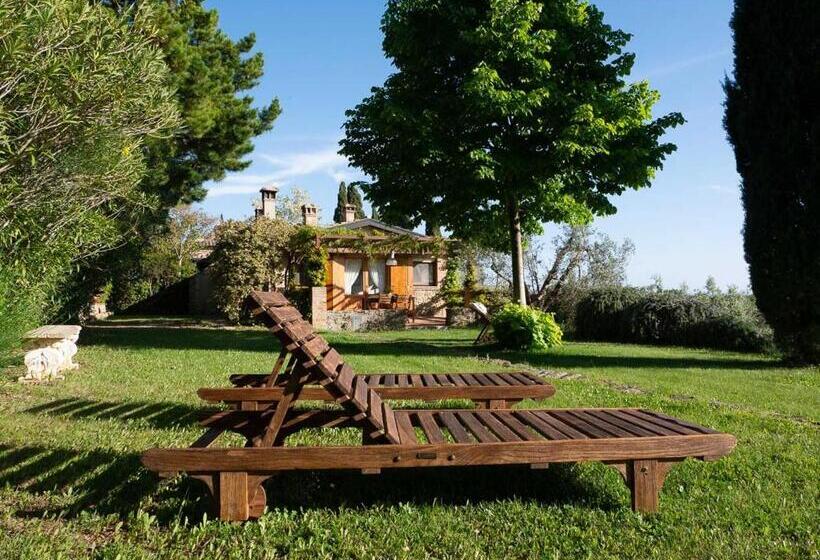 호텔 Podere Le Mezzelune