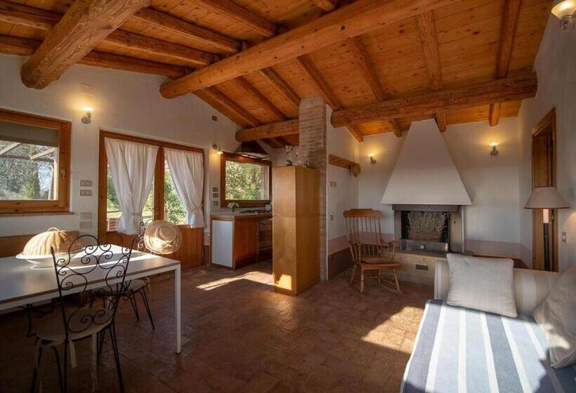 호텔 Podere Le Mezzelune