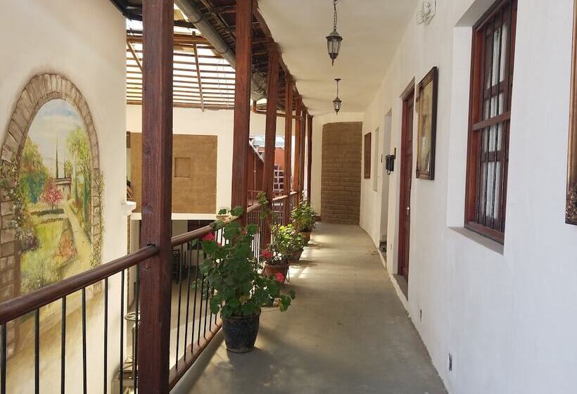 هتل Casa Francisco