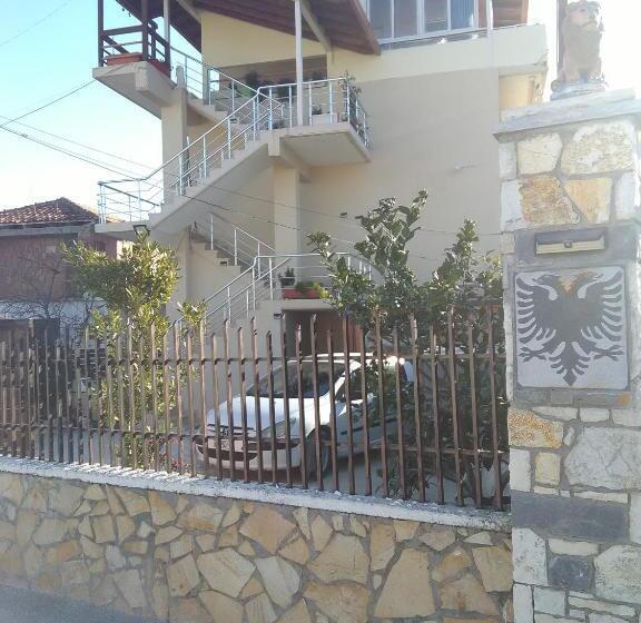 پانسیون Anel Suites