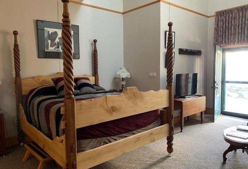 تختخواب و صبحانه Abe's Spring Street Guest House