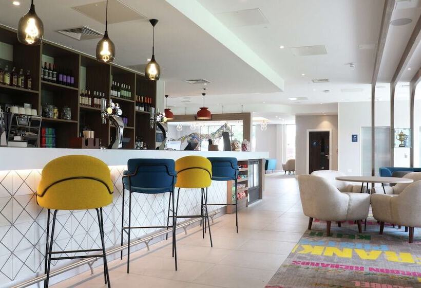 فندق Hampton By Hilton Hamilton Park