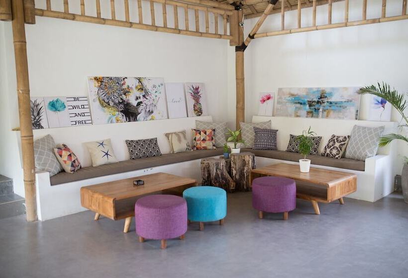 هتل Jago Gili Air