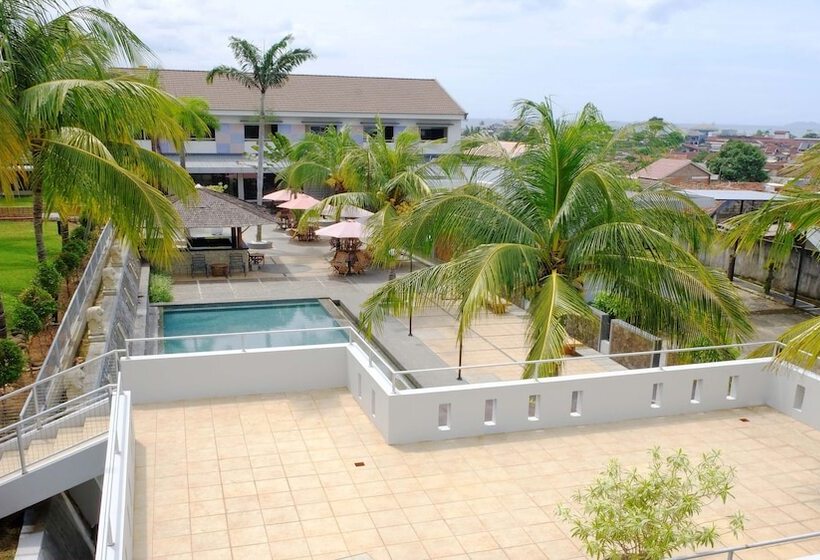 هتل Kuraya Residence Lampung