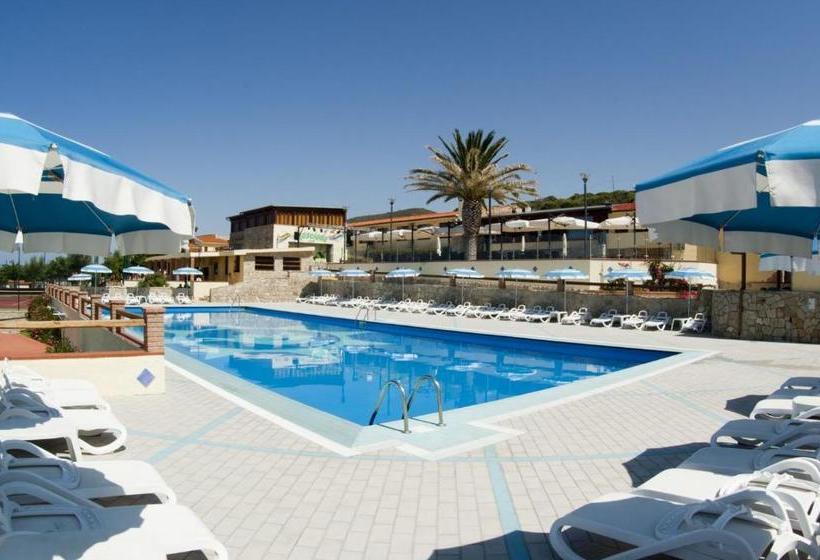 هتل Rasciada Club