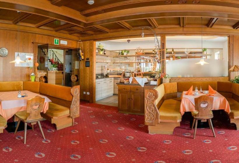 Bed and Breakfast Garni Hotel Farmerhof