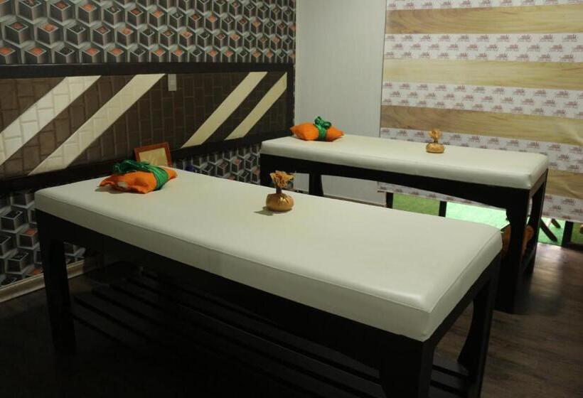 هتل Castillo Resort