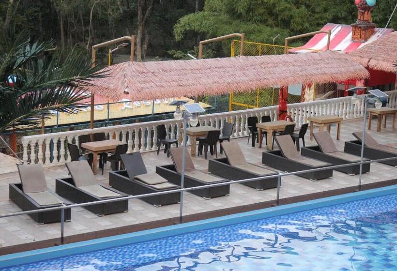 هتل Castillo Resort