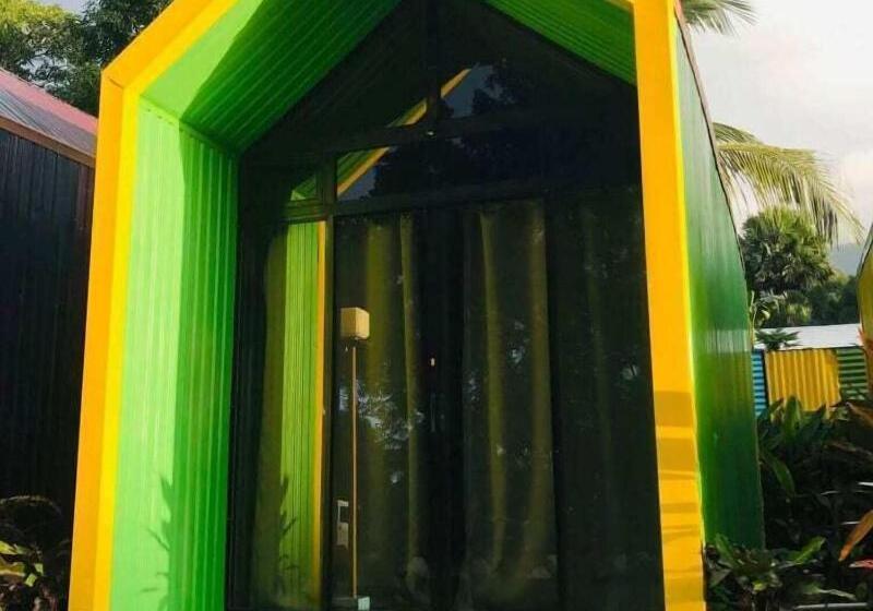 הוסטל Lanzones Cabana