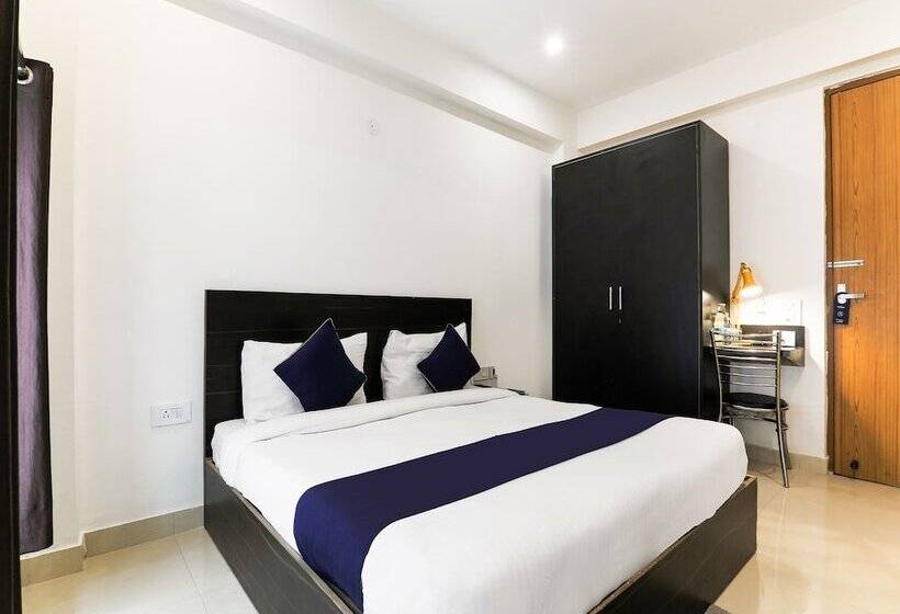בית מלון כפרי Silverkey Executive Stays 24588 Cd Sohna Road