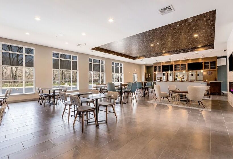 בית מלון כפרי Four Points By Sheraton Elkhart