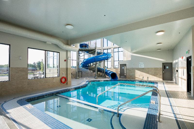 فندق Holiday Inn Express   Lethbridge Southeast, An Ihg