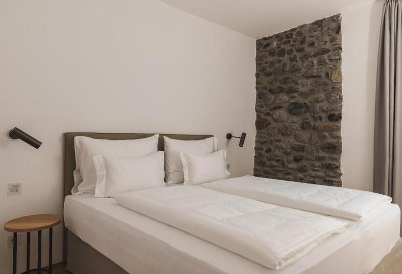 Kuntino Suites