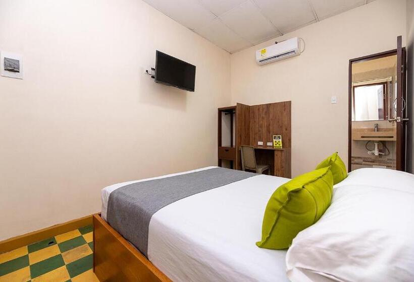 هتل Ayenda Skall 1319