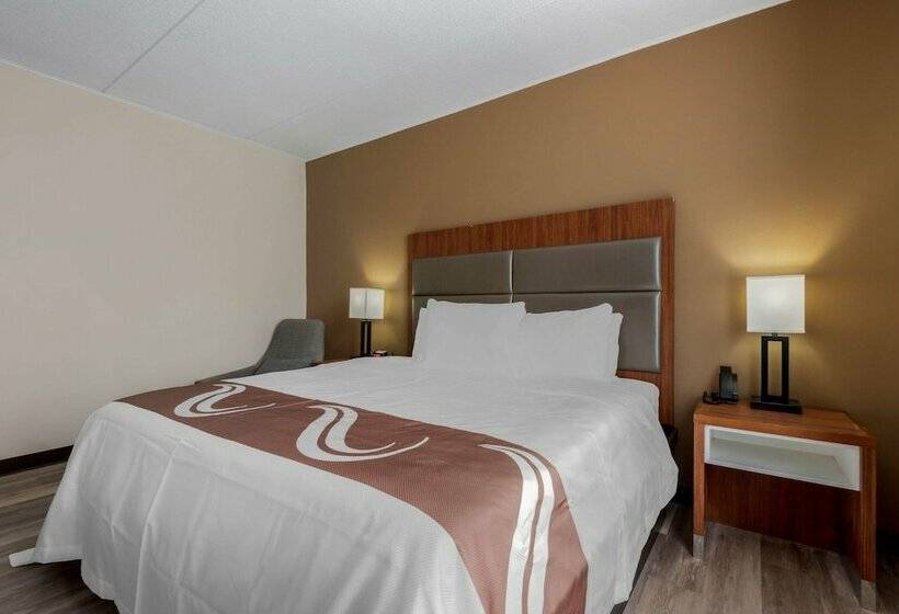 فندق Quality Inn & Suites New Hartford   Utica