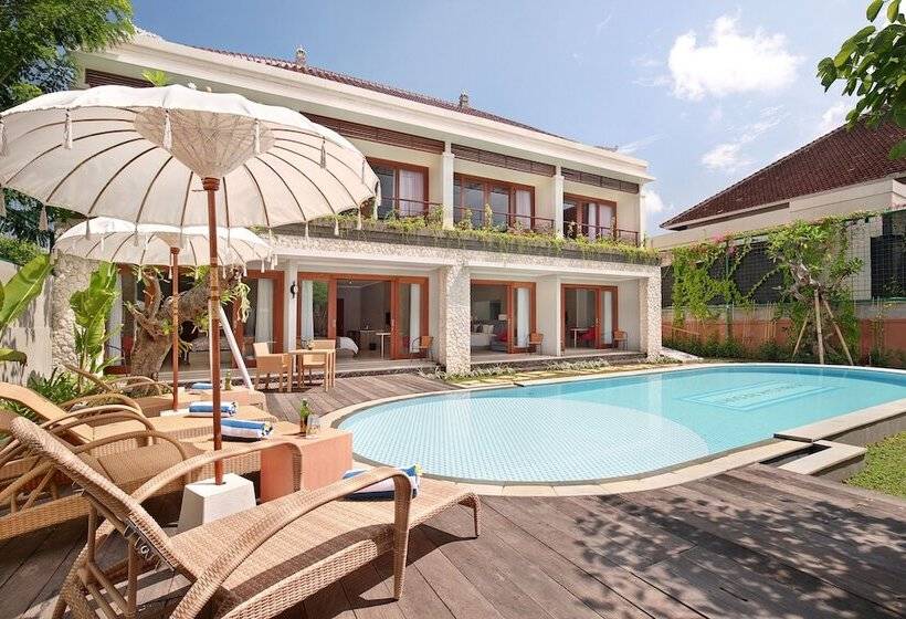 هتل Kubu Gwk Resort