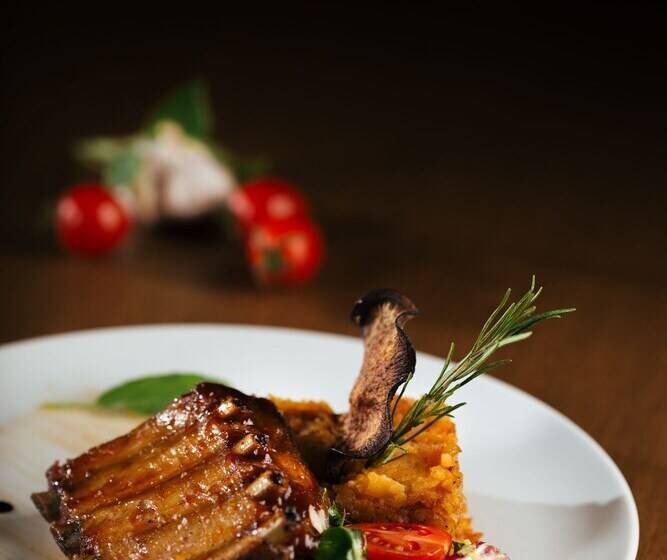 Areo Hotel & Restaurant