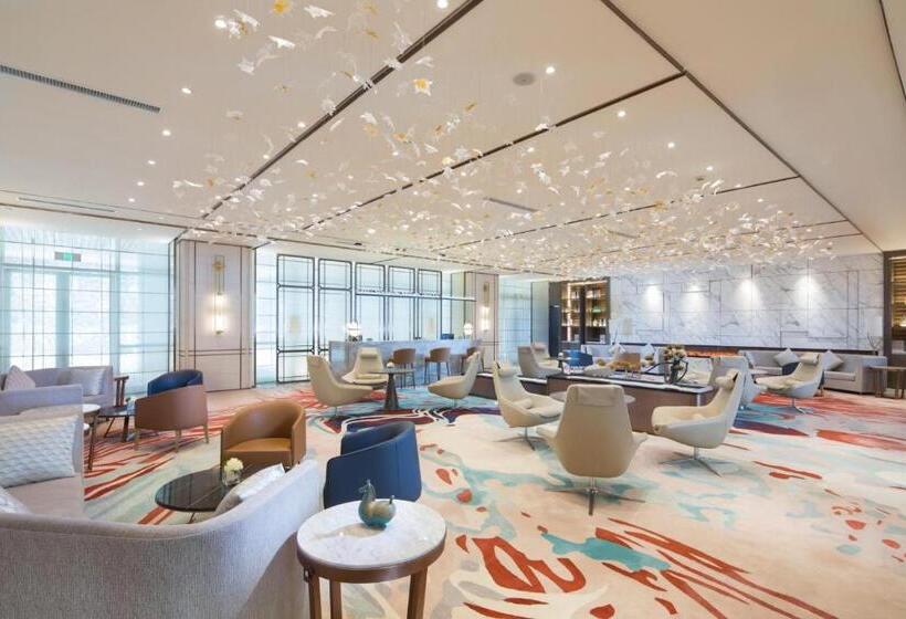 هتل Auto City Ruili