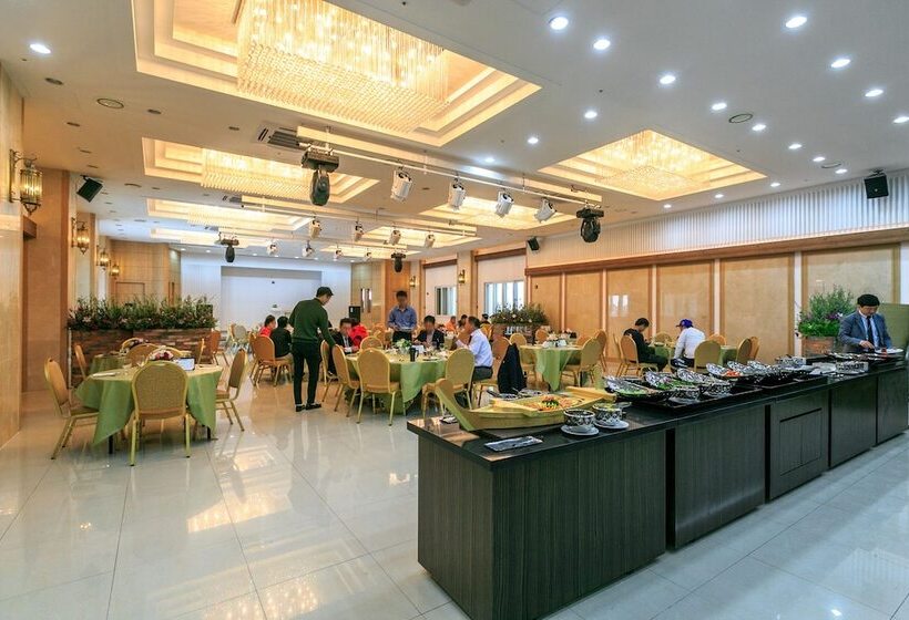 酒店 Tongyeong Beach Castle