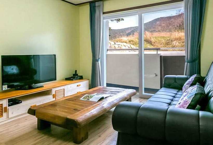 酒店 Tongyeong Beach Castle