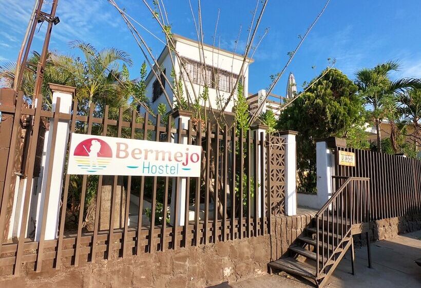 تختخواب و صبحانه Bermejo Hostel