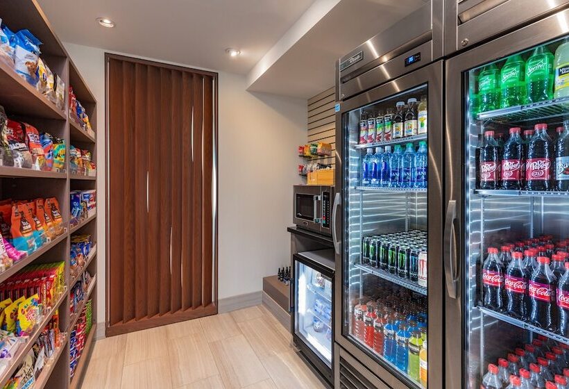 호텔 Holiday Inn Express & Suites   Moreno Valley   Riverside, An Ihg