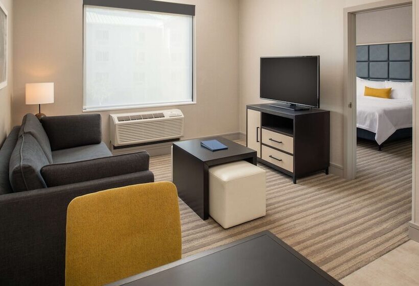 בית מלון כפרי Homewood Suites By Hilton Belmont