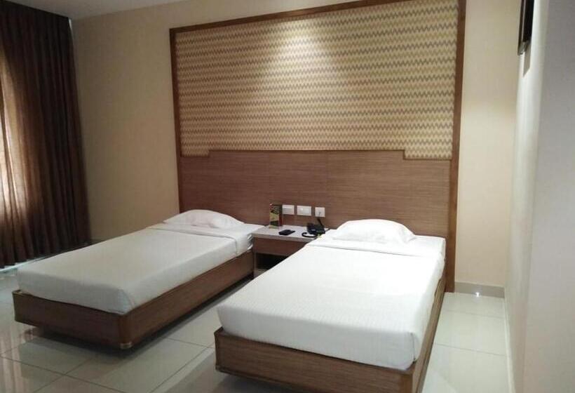 فندق Rathna Residency