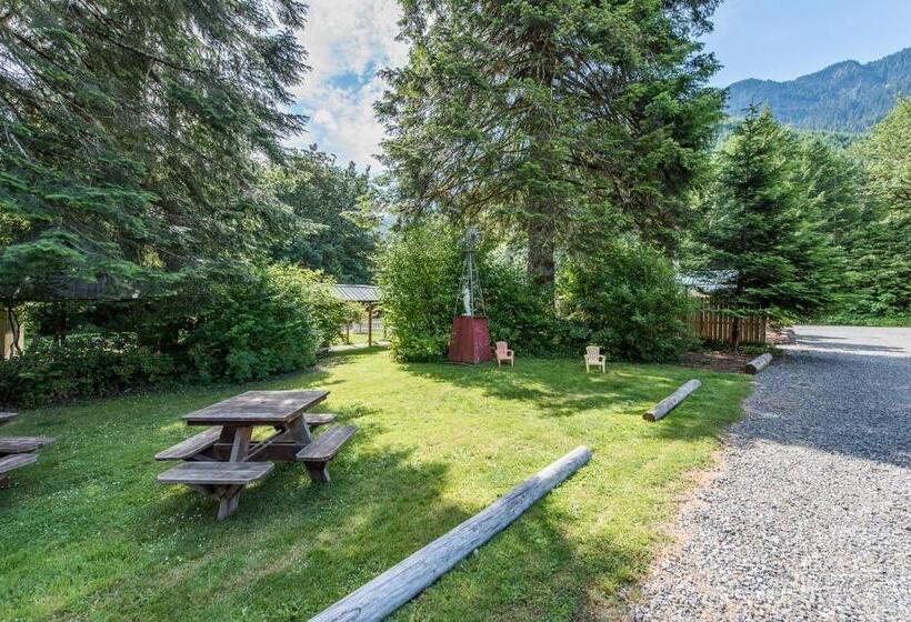 فندق صغير Emerald Valley Inn