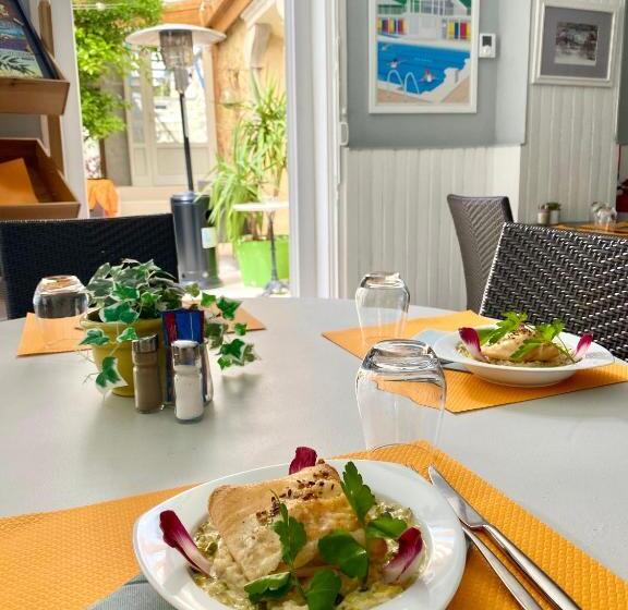 فندق Les Voyageurs