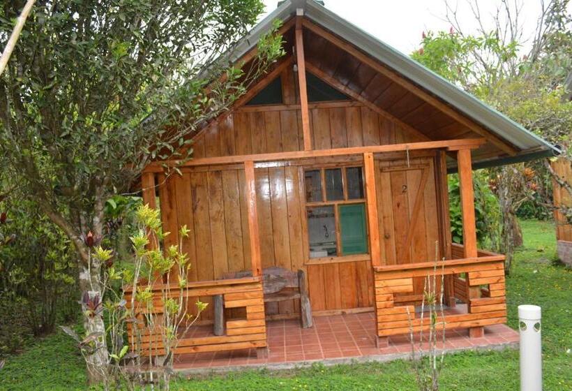 هتل Hostería Los Cedros De Mindo