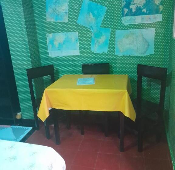 پانسیون Posada Marisel
