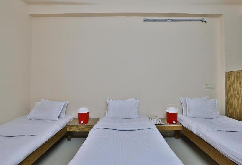 فندق على الطريق Spot On 36856  Aeron