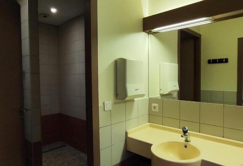 هاستل L Auberge Du Pèlerin   St Jean Pied De Port