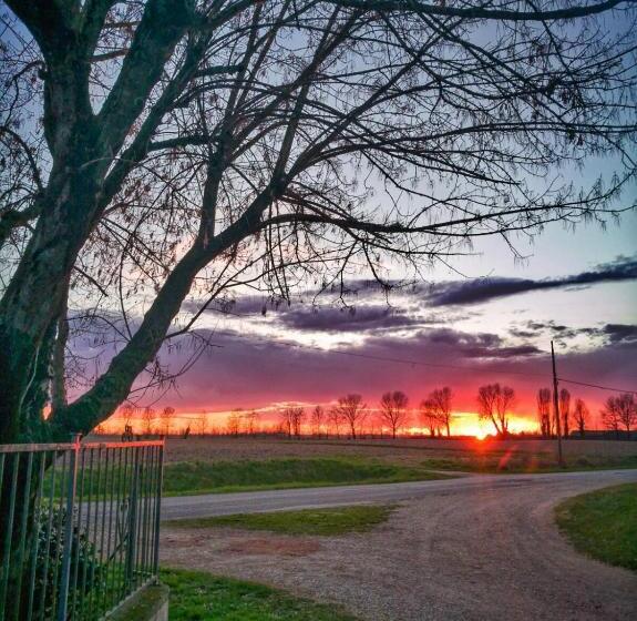 בית מלון כפרי Corte Ramedello