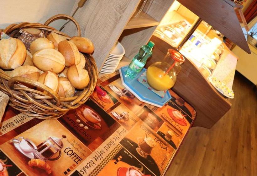 ベッドアンドブレックファースト Saar