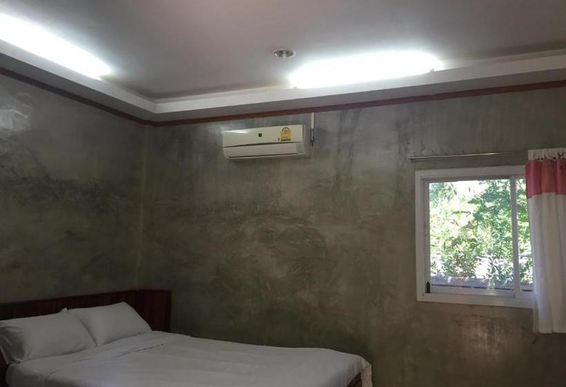 هاستل First Garden Home Resort