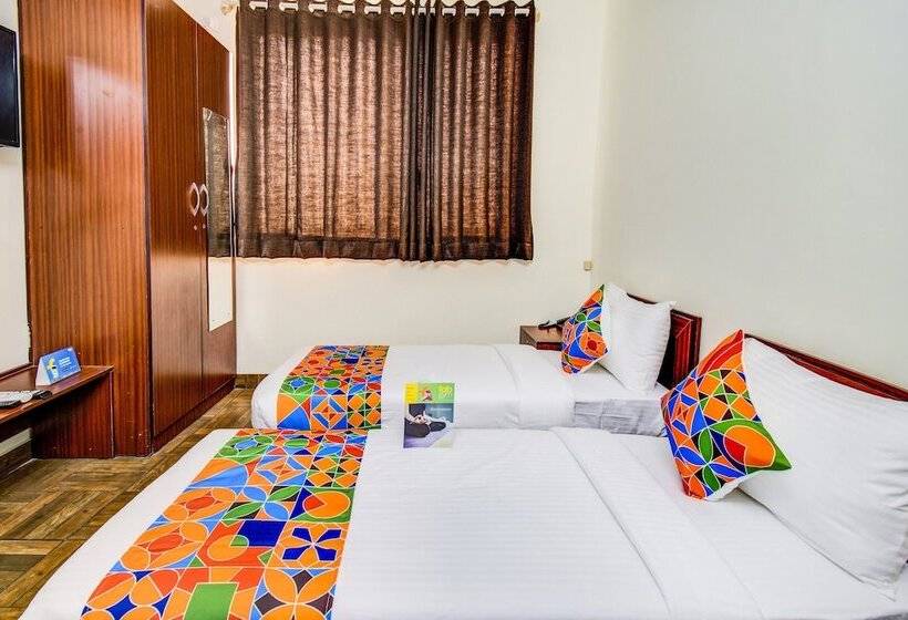 ホテル Fabexpress The Grand Renato Suites