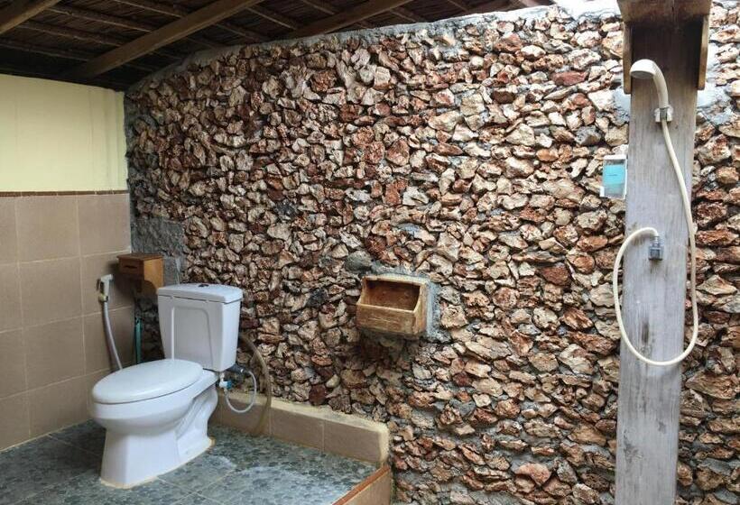 هتل Scuba Republic Beach Bungalows