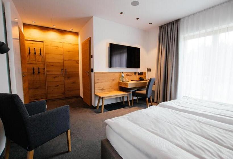 Отель Tannenhaus