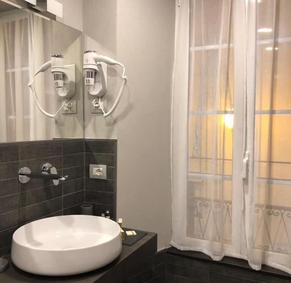 تختخواب و صبحانه Locanda San Tomaso Affittacamere