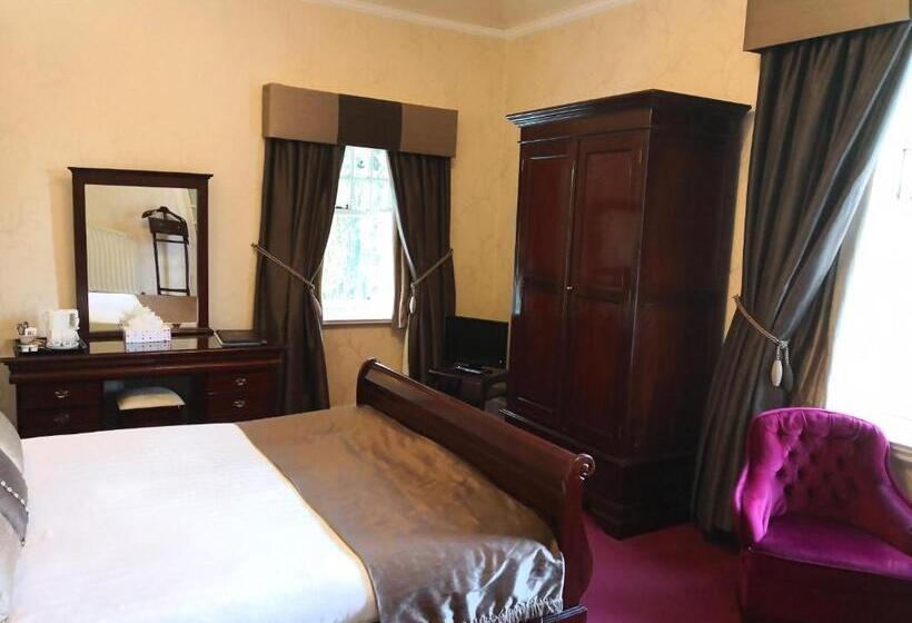فندق Dunmar House