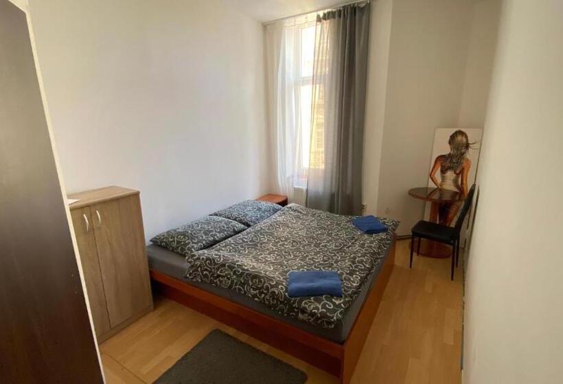 هتل U Betty   Ostrava Centrum